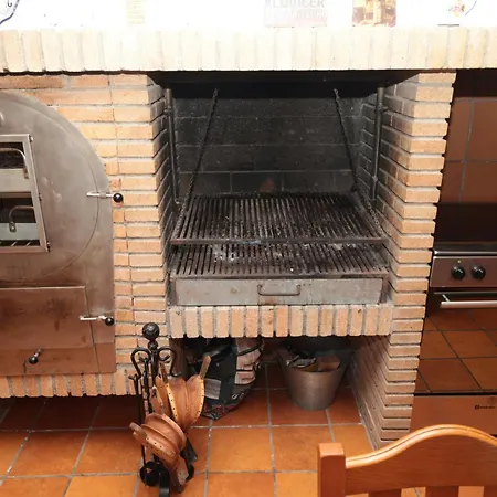 Casa Con Jardin Y Jacuzzi