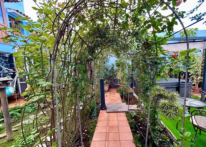 Semesterbostad Casa Con Jardin Y Jacuzzi