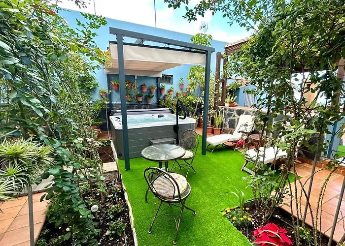 Semesterbostad Casa Con Jardin Y Jacuzzi Realejo Alto