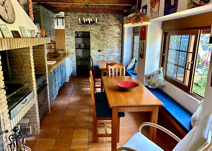 Holiday home Casa Con Jardin Y Jacuzzi