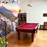 Casa Con Jardin Y Jacuzzi Dom wakacyjny